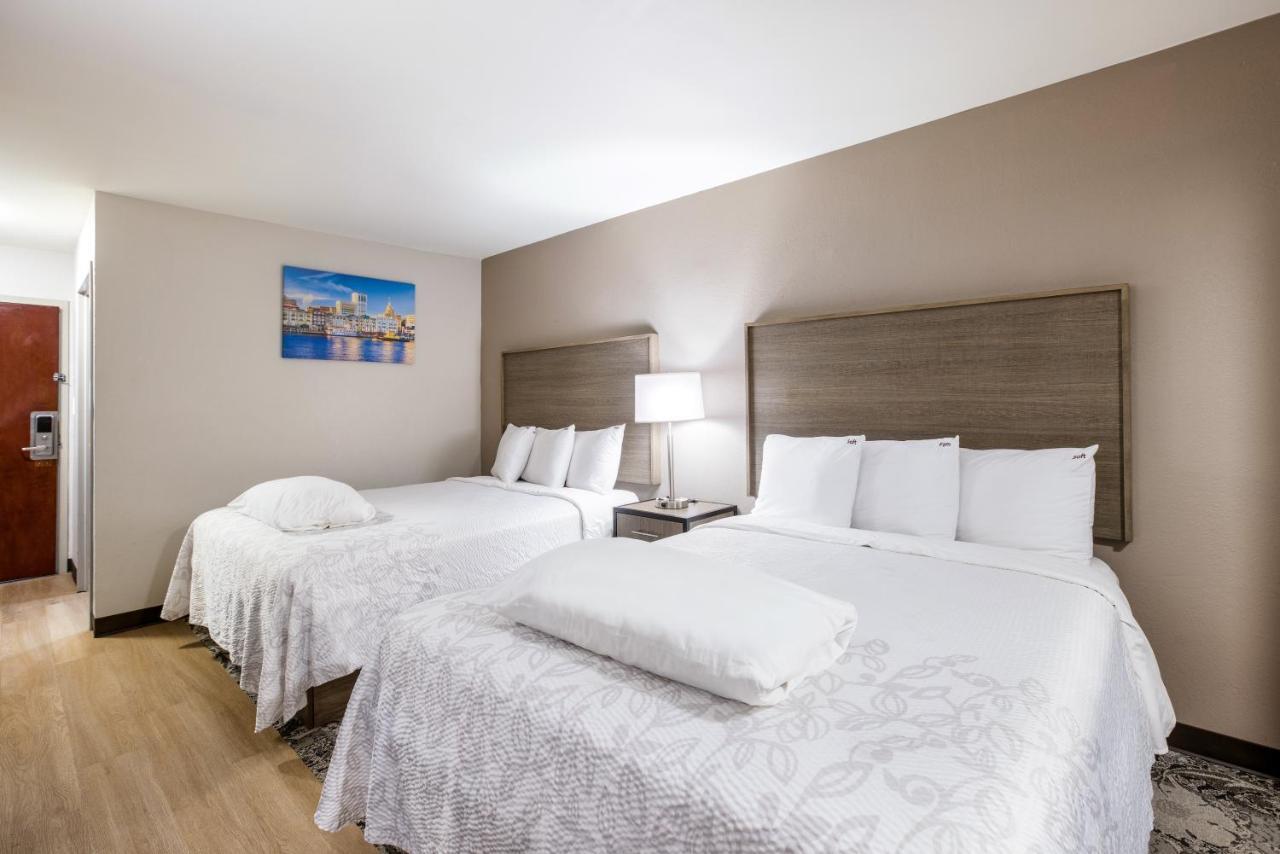 Georgetown Red Roof Inn Plus+ & Suites Savannah - I-95 מראה חיצוני תמונה