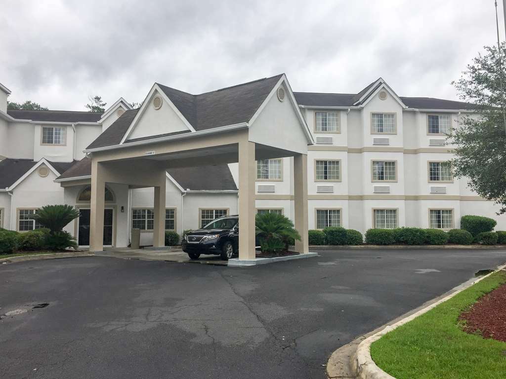 Georgetown Red Roof Inn Plus+ & Suites Savannah - I-95 מראה חיצוני תמונה